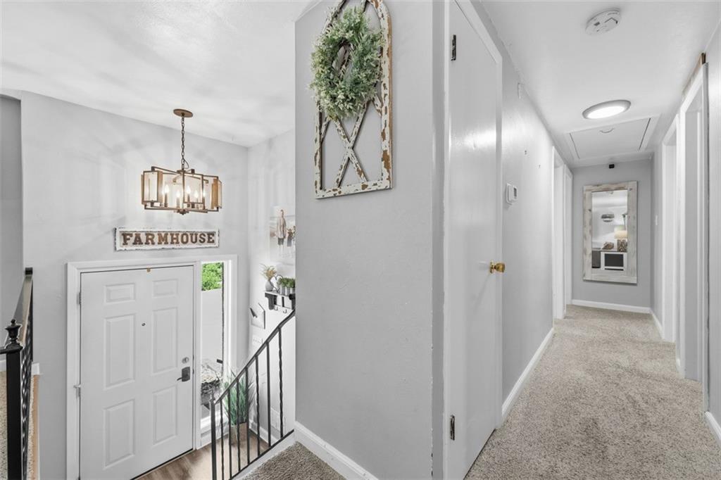 38 Lynncrest Circle Cecil, PA 15321 - Photo 6 of 42