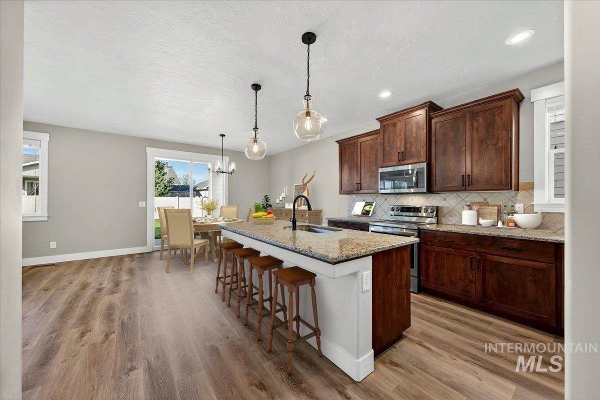 1289 West Christopher Drive Meridian, ID 83642 - Photo 7 of 50