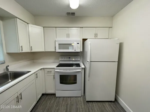 $1,825 | 90 Hickory Hills Circle, Ormond Beach, FL 32174