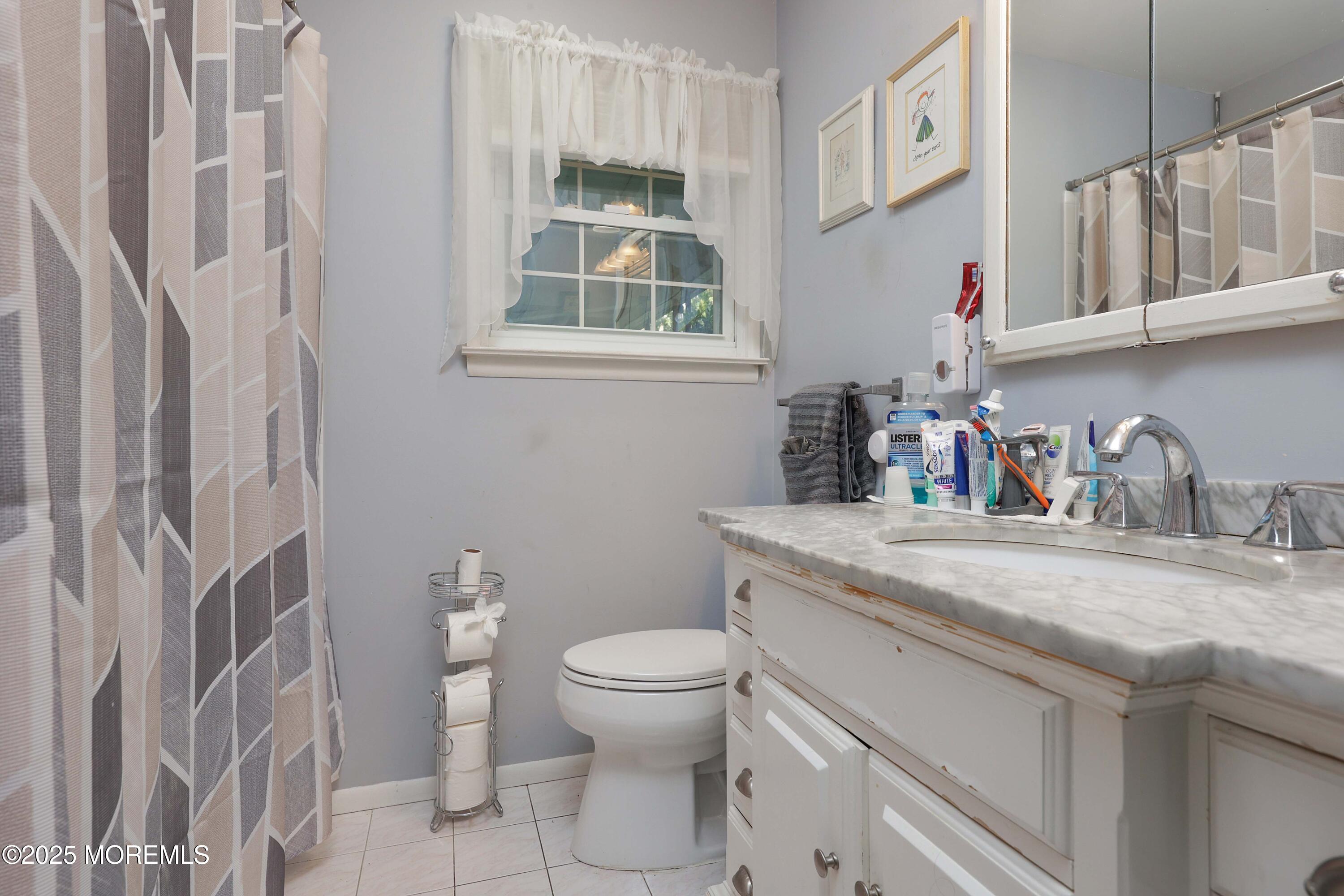 51 Alan Terrace Howell, NJ 07731 - Photo 24 of 32 758A5516