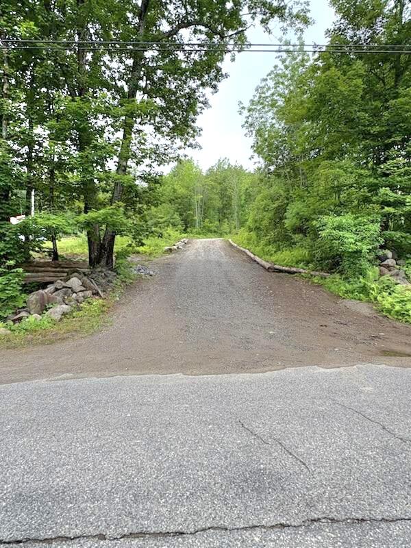 75 Fosterville Road Bridgton, ME 04009 - Photo 44 of 88 Driveway