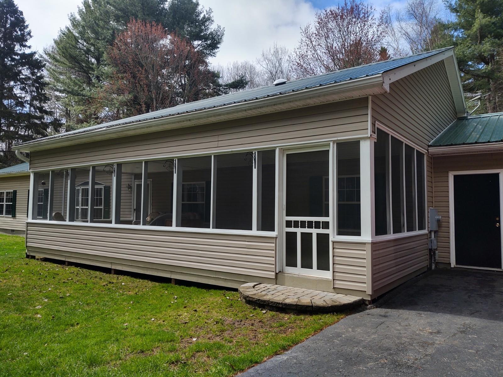 8275 Carter Road Cheboygan, MI 49721 - Photo 5 of 97 Gallery Image 5