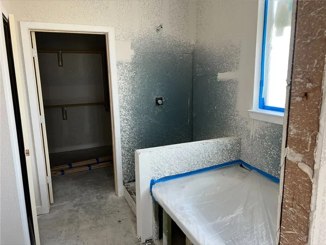 $281,600 | 330 Harvest Lk Drive, Snook, TX 77879