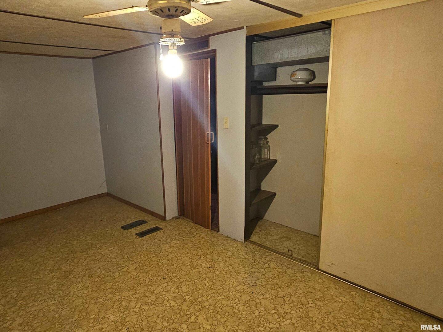 5274 Norton Road Odin, IL 62870 - Photo 24 of 33