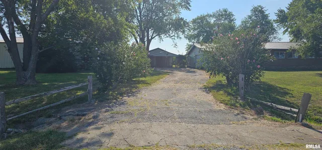 $95,000 | 5274 Norton Road, Odin, IL 62870