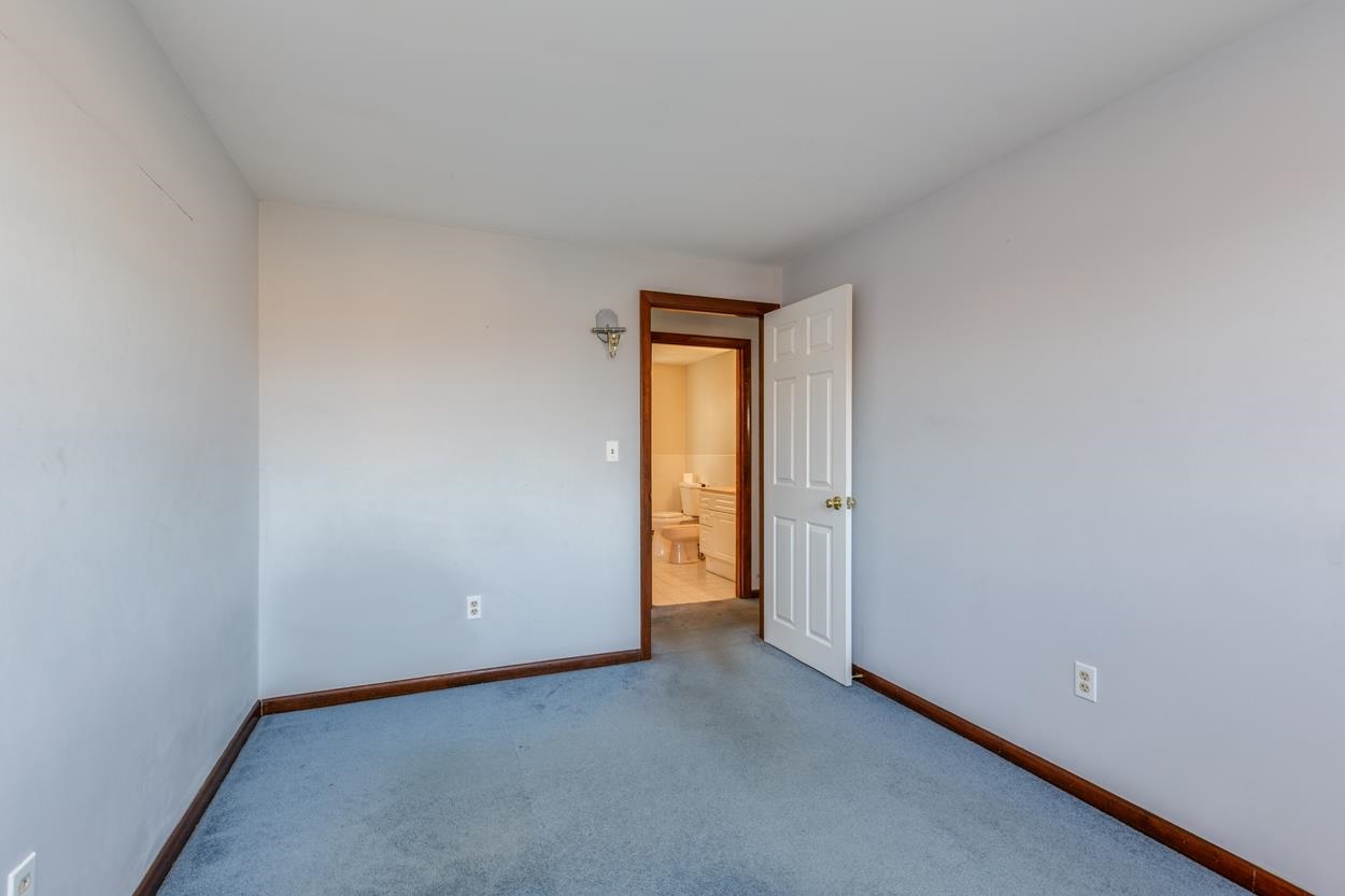 23-cd Hunt Street Nashua, NH 03060 - Photo 3 of 34