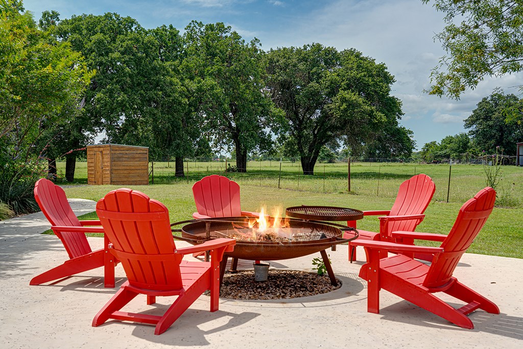 646 Victor Eckhardt Road Fredericksburg, TX 78624 - Photo 47 of 60