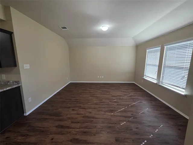 $2,400 | 237 Thoroughbred Street, Waxahachie, TX 75165