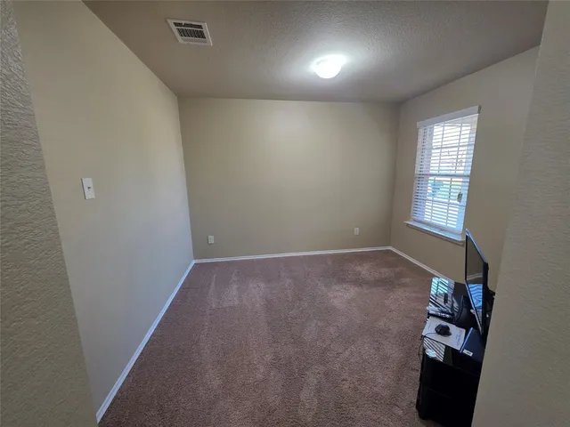 $2,400 | 237 Thoroughbred Street, Waxahachie, TX 75165