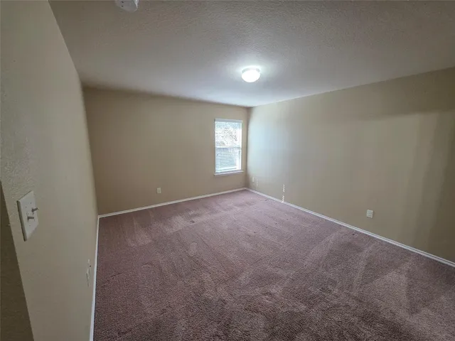 $2,400 | 237 Thoroughbred Street, Waxahachie, TX 75165