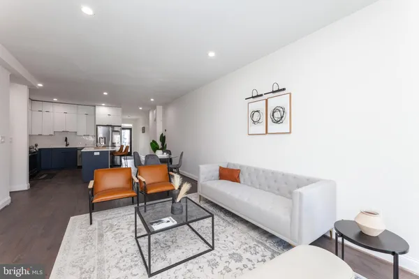 $1,200 | 734 Kenyon Street Northwest, Unit 2, Washington, DC 20010