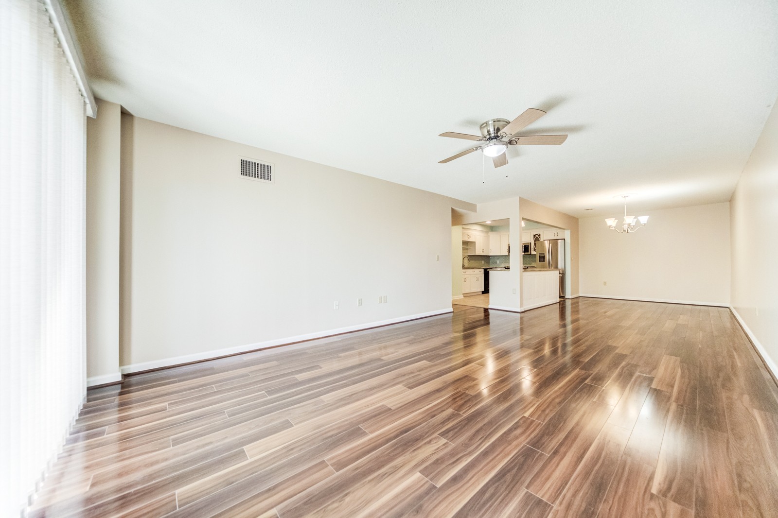 200 Sanders Ferry Road, Unit 1209 Hendersonville, TN 37075 - Photo 7 of 27 a view of empty room with wooden floor