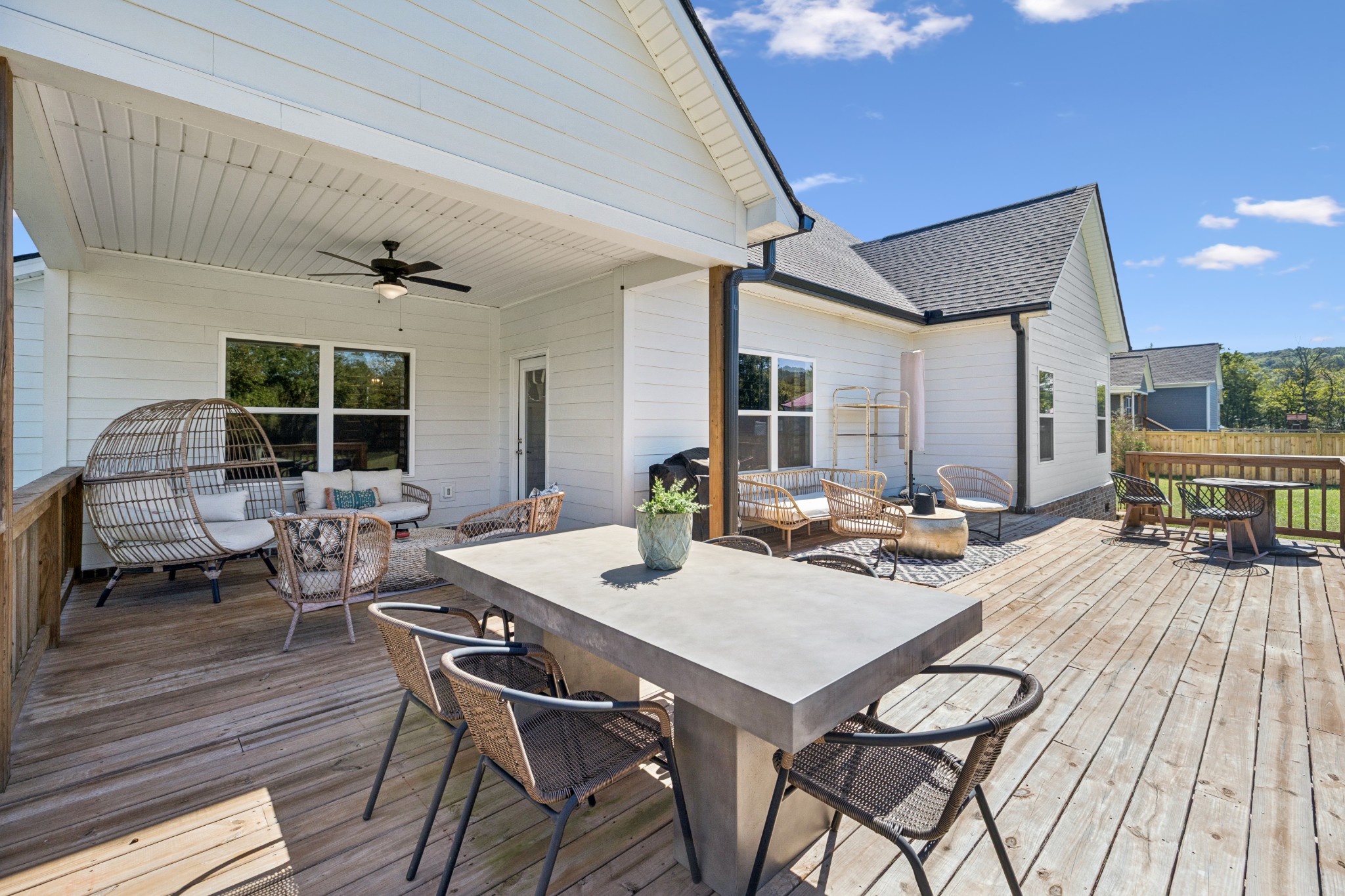 12725 North Milton Road Milton, TN 37118 - Photo 38 of 54 a view of a dining table and chairs in the patio