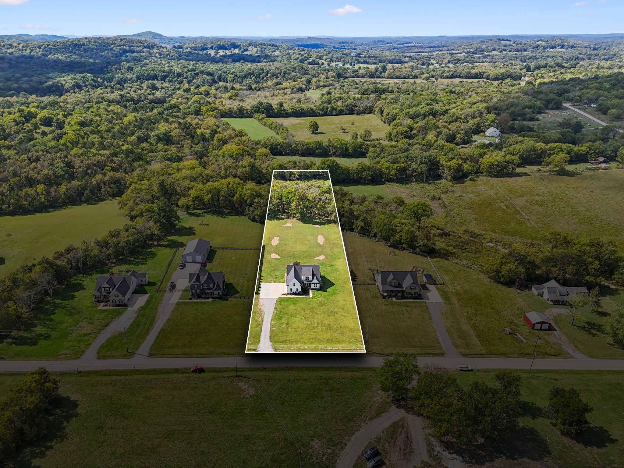 12725 North Milton Road Milton, TN 37118 - Photo 45 of 54 an aerial view of residential houses with outdoor space and river