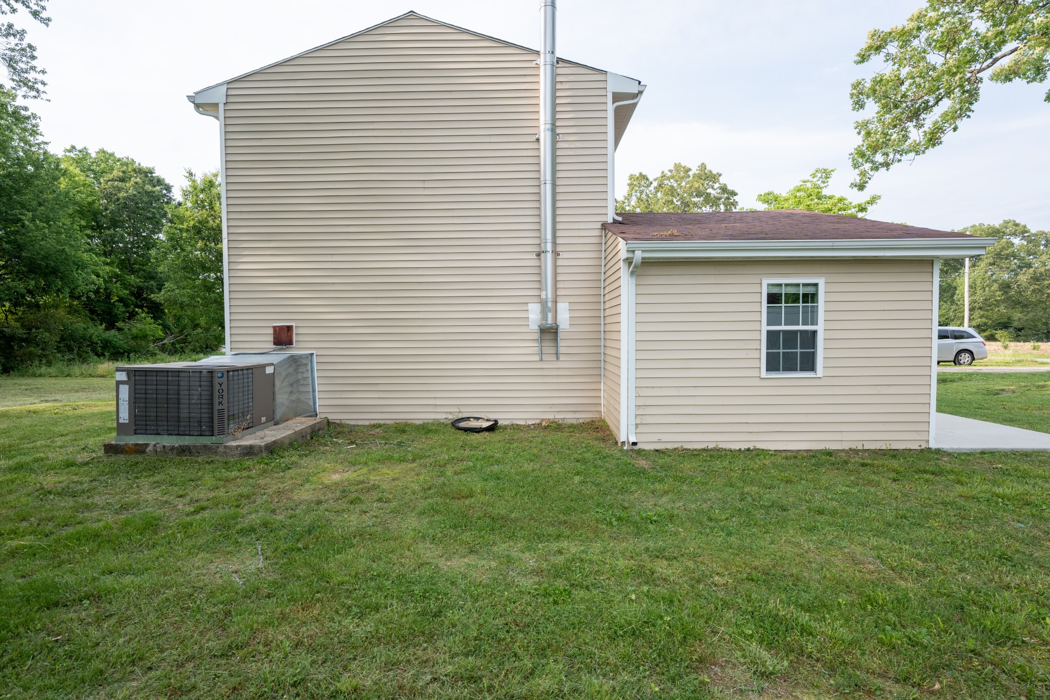1582 Cook Road Tullahoma, TN 37388 - Photo 3 of 23 Gallery Image 3