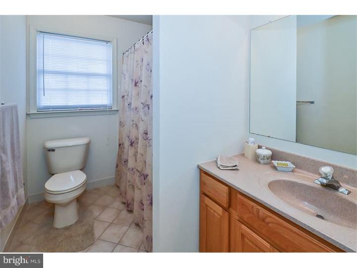 1998 Knight Road Green Lane, PA 18054 - Photo 18 of 25 Gallery Image 18