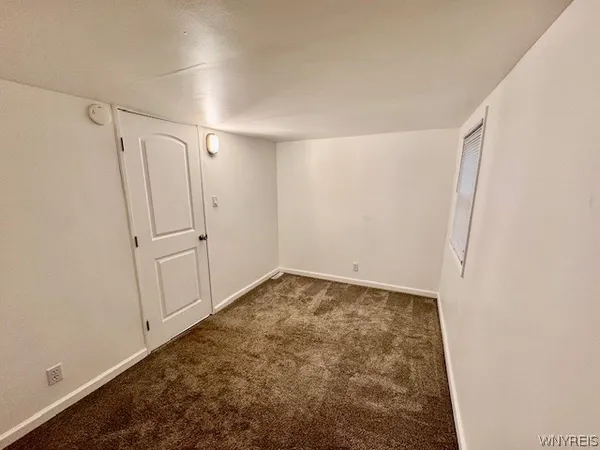 $1,650 | 9563 Oakland Street, Evans, NY 14006