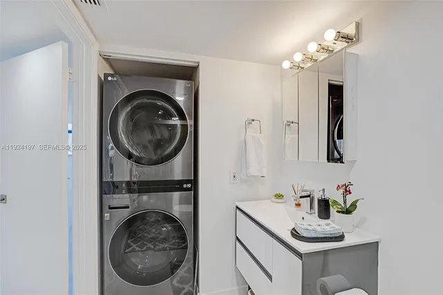 $3,200 | 3400 Northeast 192 Street, Unit 612, Aventura, FL 33180