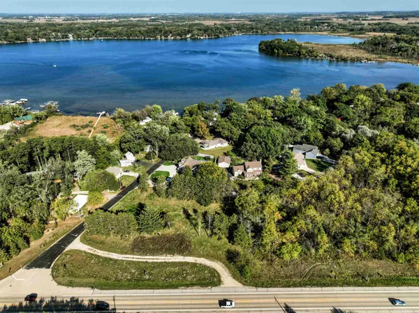 $94,900 | Lt3 Woodcrest Lane, Cambridge, WI 53523