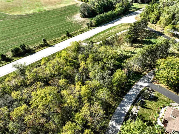 $94,900 | Lt3 Woodcrest Lane, Cambridge, WI 53523