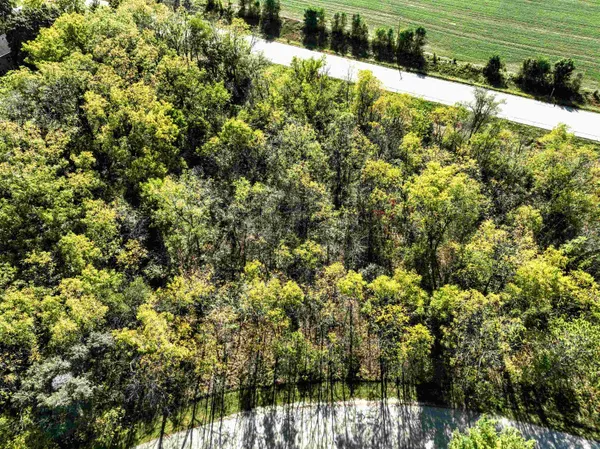 $94,900 | Lt3 Woodcrest Lane, Cambridge, WI 53523