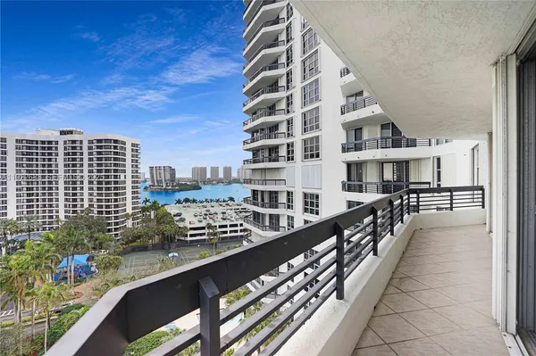 $5,000 | 3500 Mystic Pointe Drive, Unit 1206, Aventura, FL 33180
