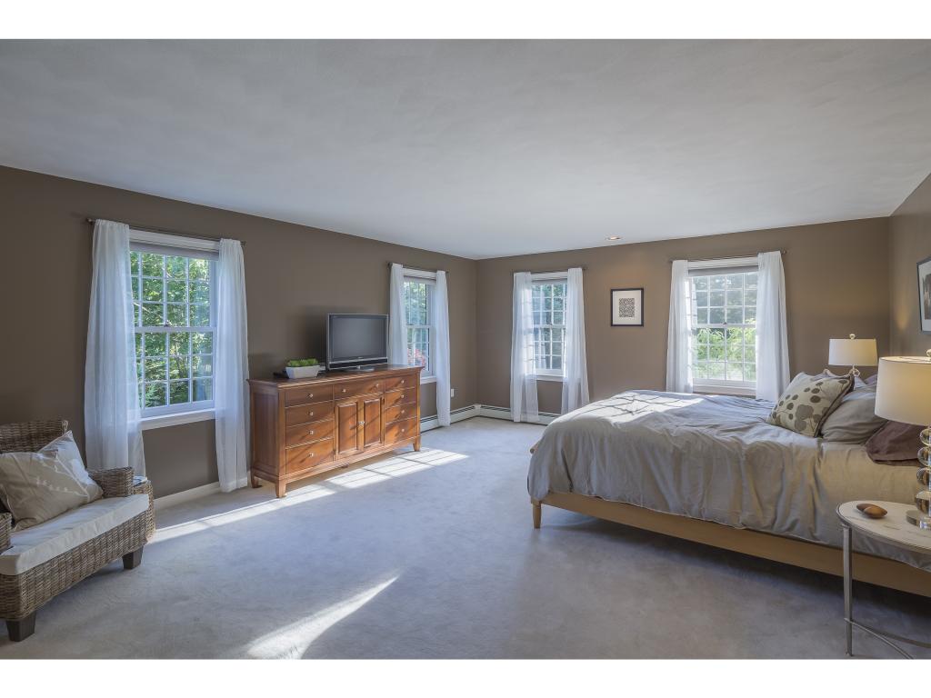 5 Forest Green Road Rye, NH 03870 - Photo 14 of 37