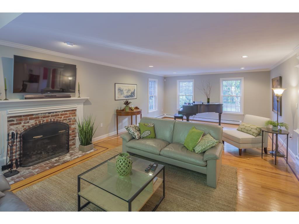 5 Forest Green Road Rye, NH 03870 - Photo 3 of 37