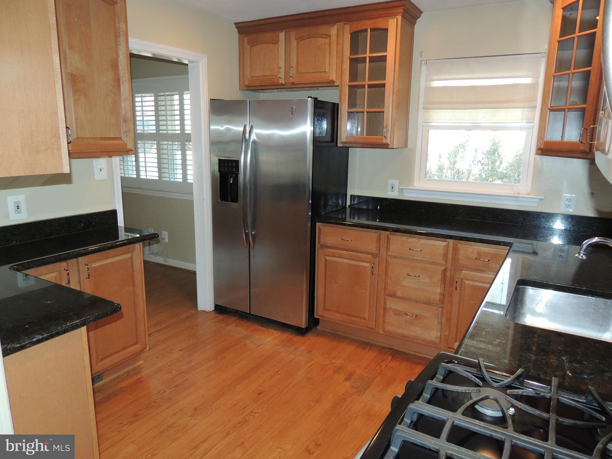 1607 Baltimore Road Alexandria, VA 22308 - Photo 2 of 20 Kitchen