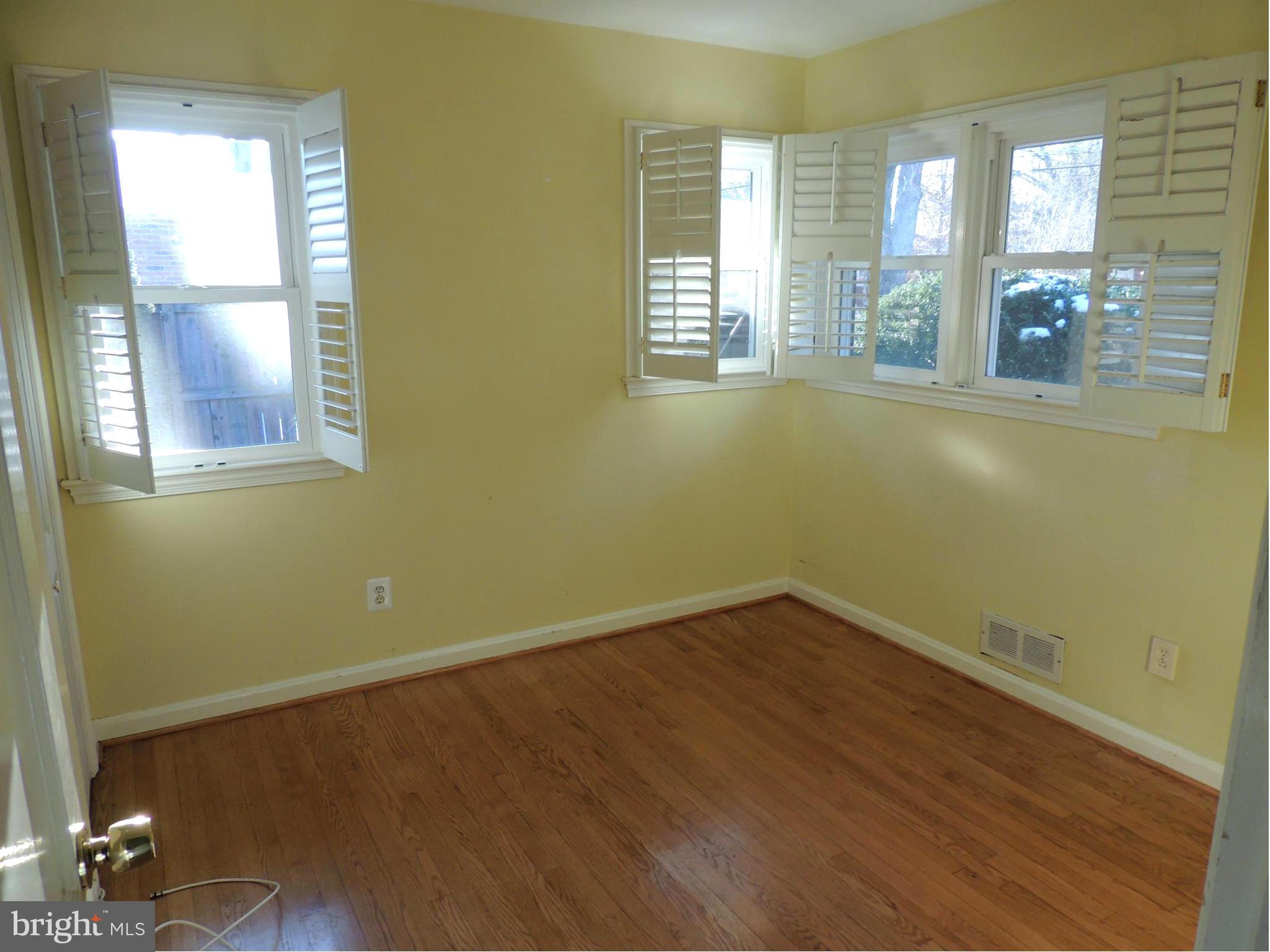 1607 Baltimore Road Alexandria, VA 22308 - Photo 14 of 20 Bedroom