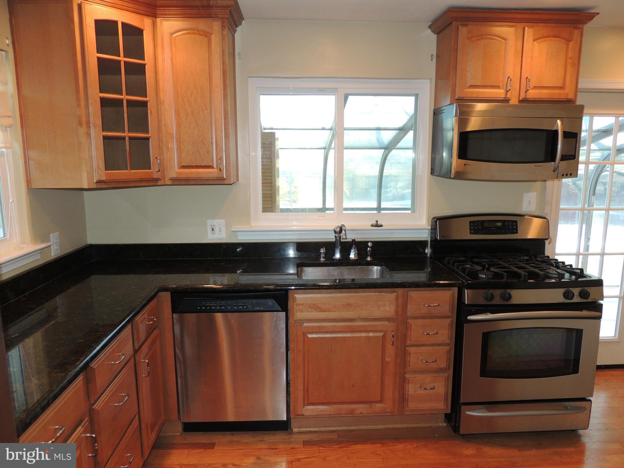 1607 Baltimore Road Alexandria, VA 22308 - Photo 3 of 20 Kitchen