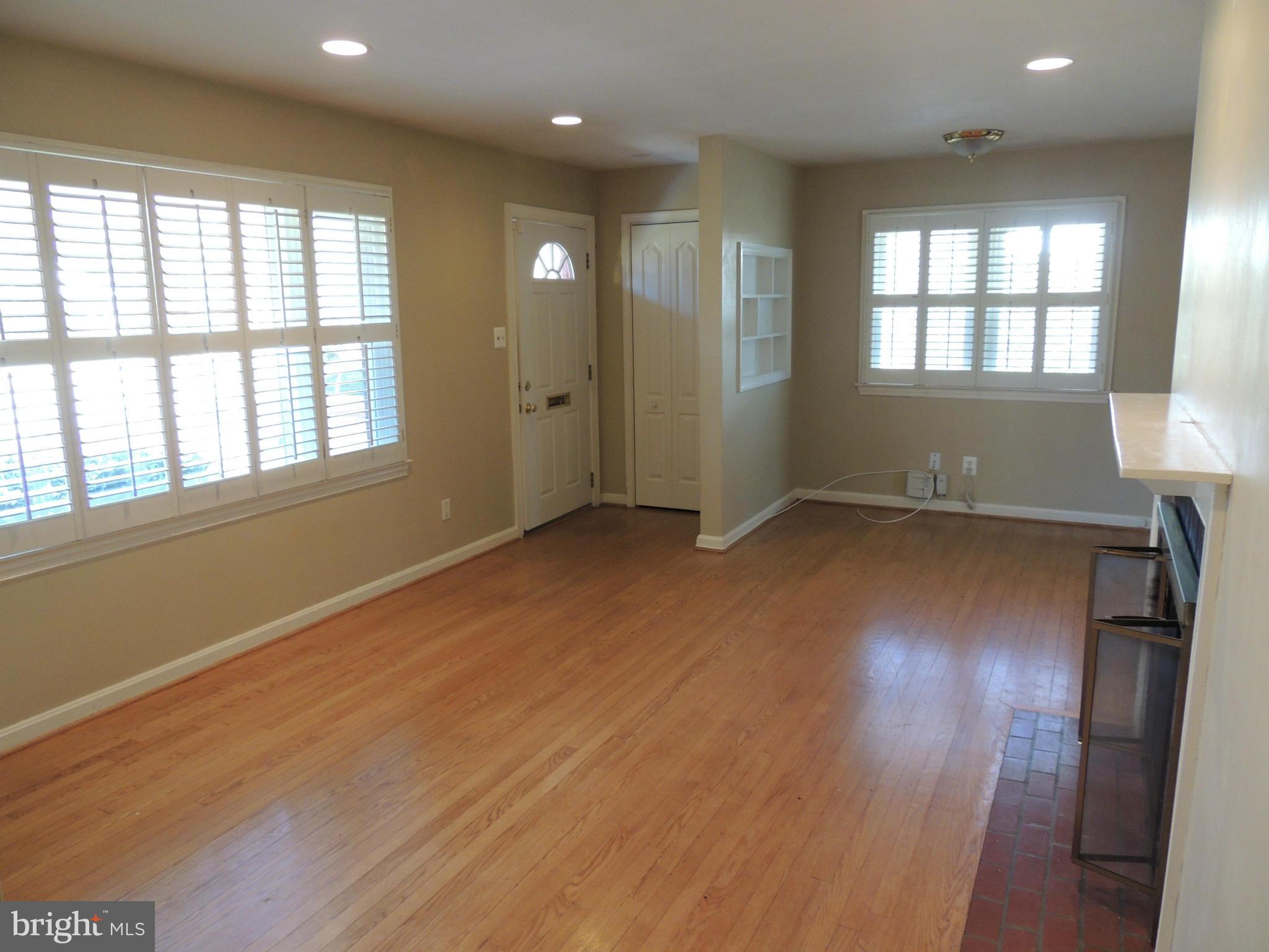1607 Baltimore Road Alexandria, VA 22308 - Photo 10 of 20 Interior (General)