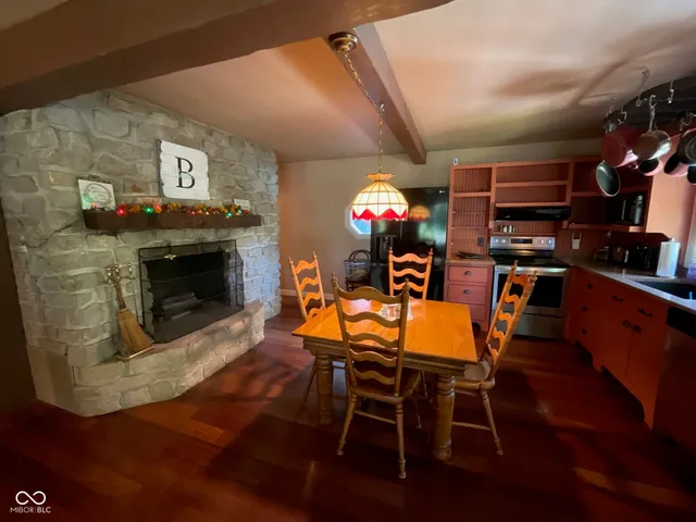 $599,900 | 7906 East 240th Street South, Rockville, IN 47872