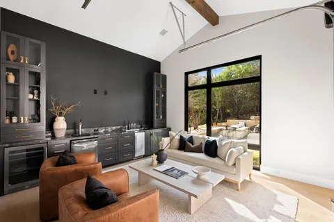 $3,990,000 | 4713 Pecan Chase, Austin, TX 78738