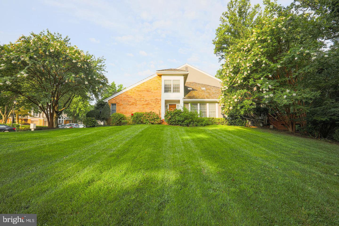 51 Raisin Tree Circle Baltimore, MD 21208 - Photo 14 of 37 Spacious Front Yard!!!