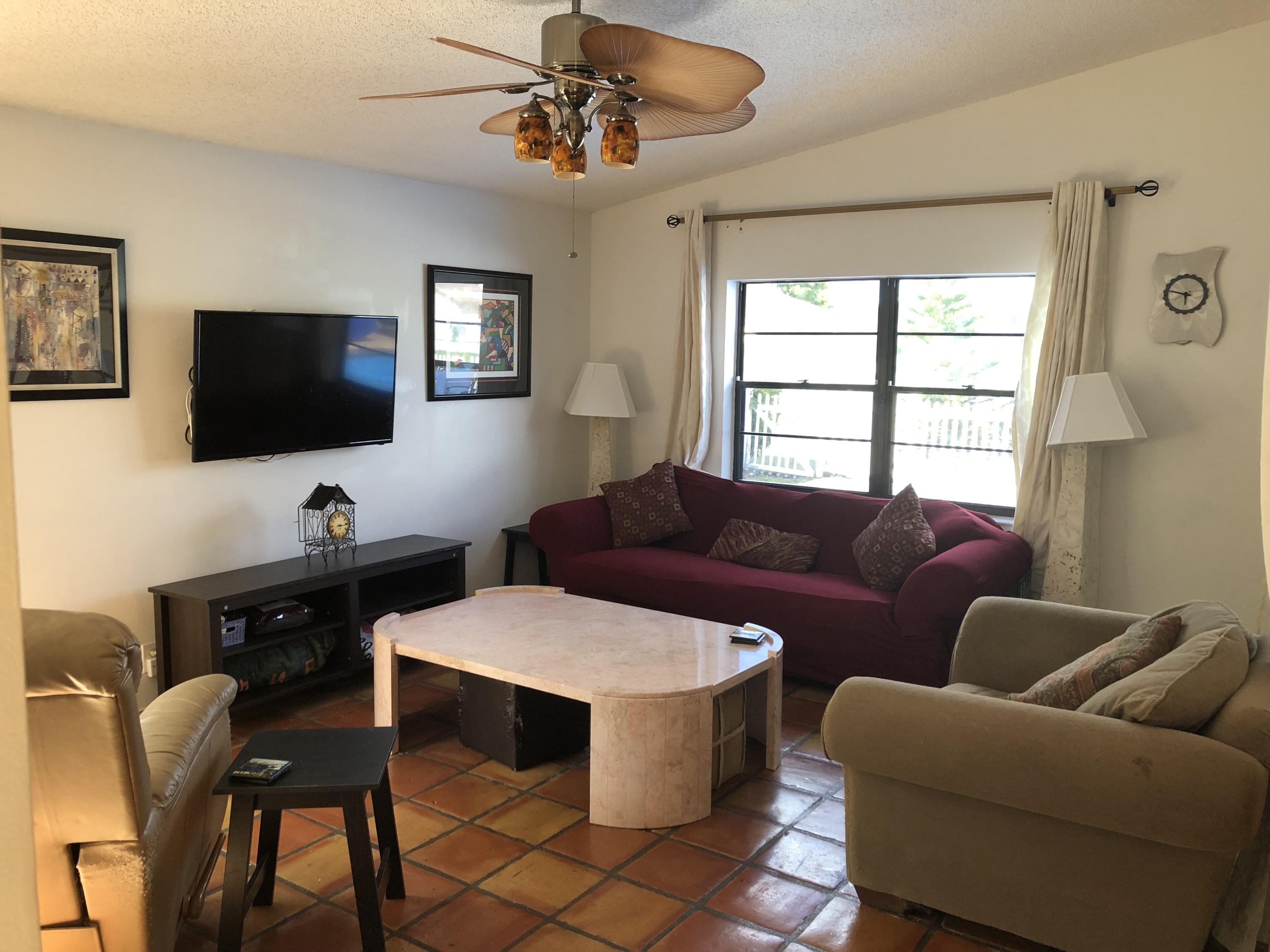 21021 Woodspring Avenue Boca Raton, FL 33428 - Photo 12 of 27 IMG_4660 2