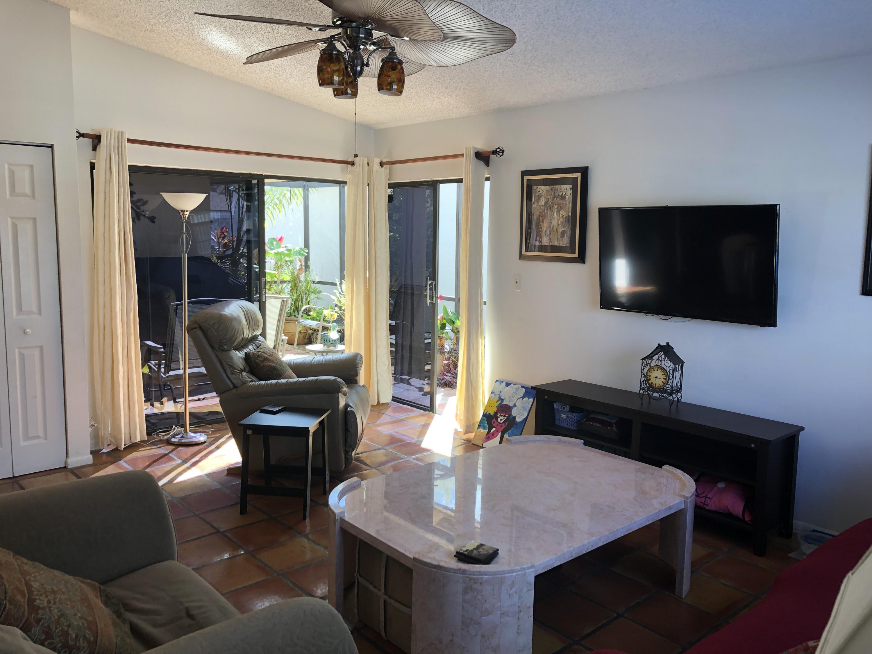 21021 Woodspring Avenue Boca Raton, FL 33428 - Photo 13 of 27 IMG_4662 2