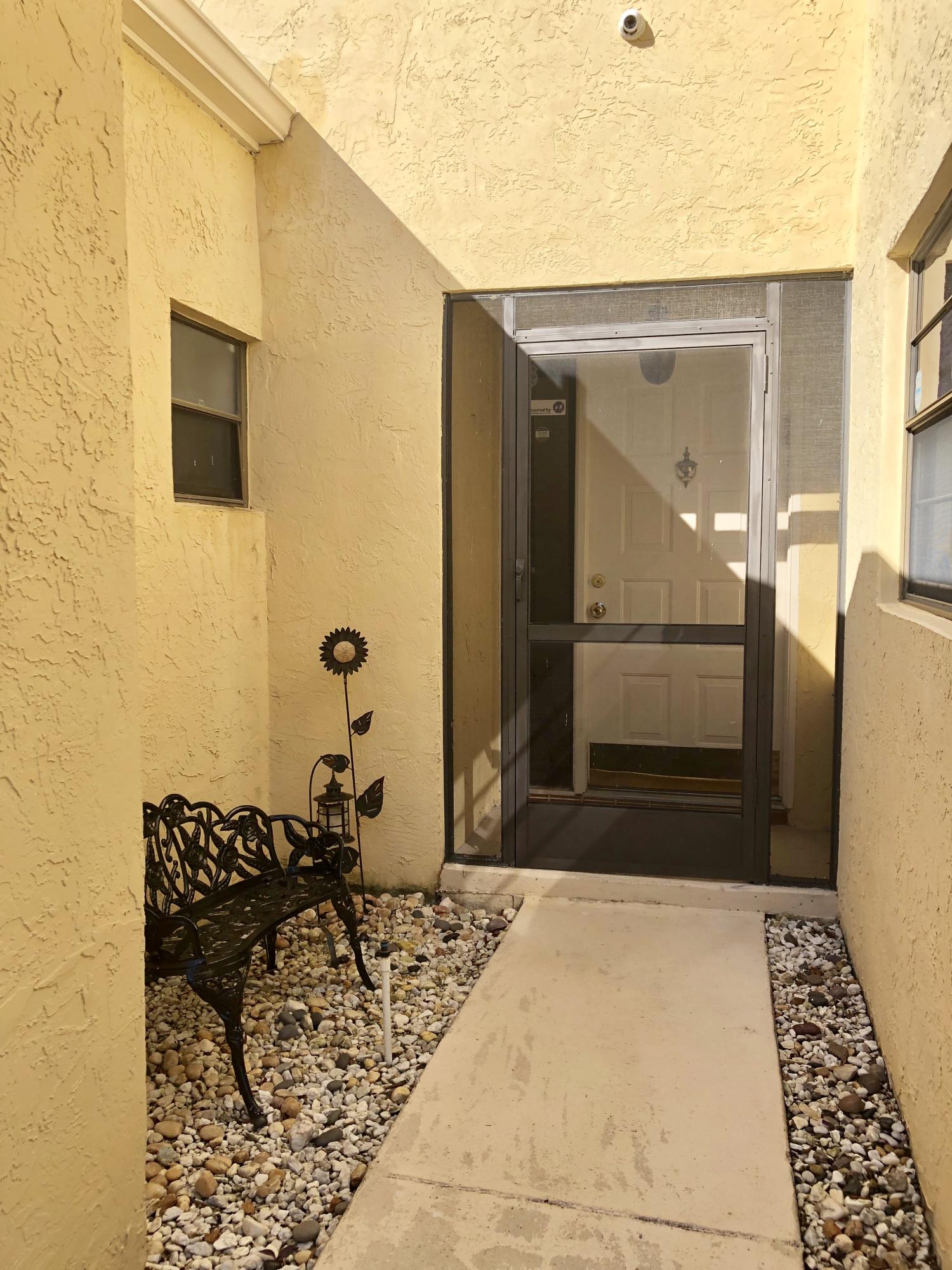 21021 Woodspring Avenue Boca Raton, FL 33428 - Photo 3 of 27 IMG_4639