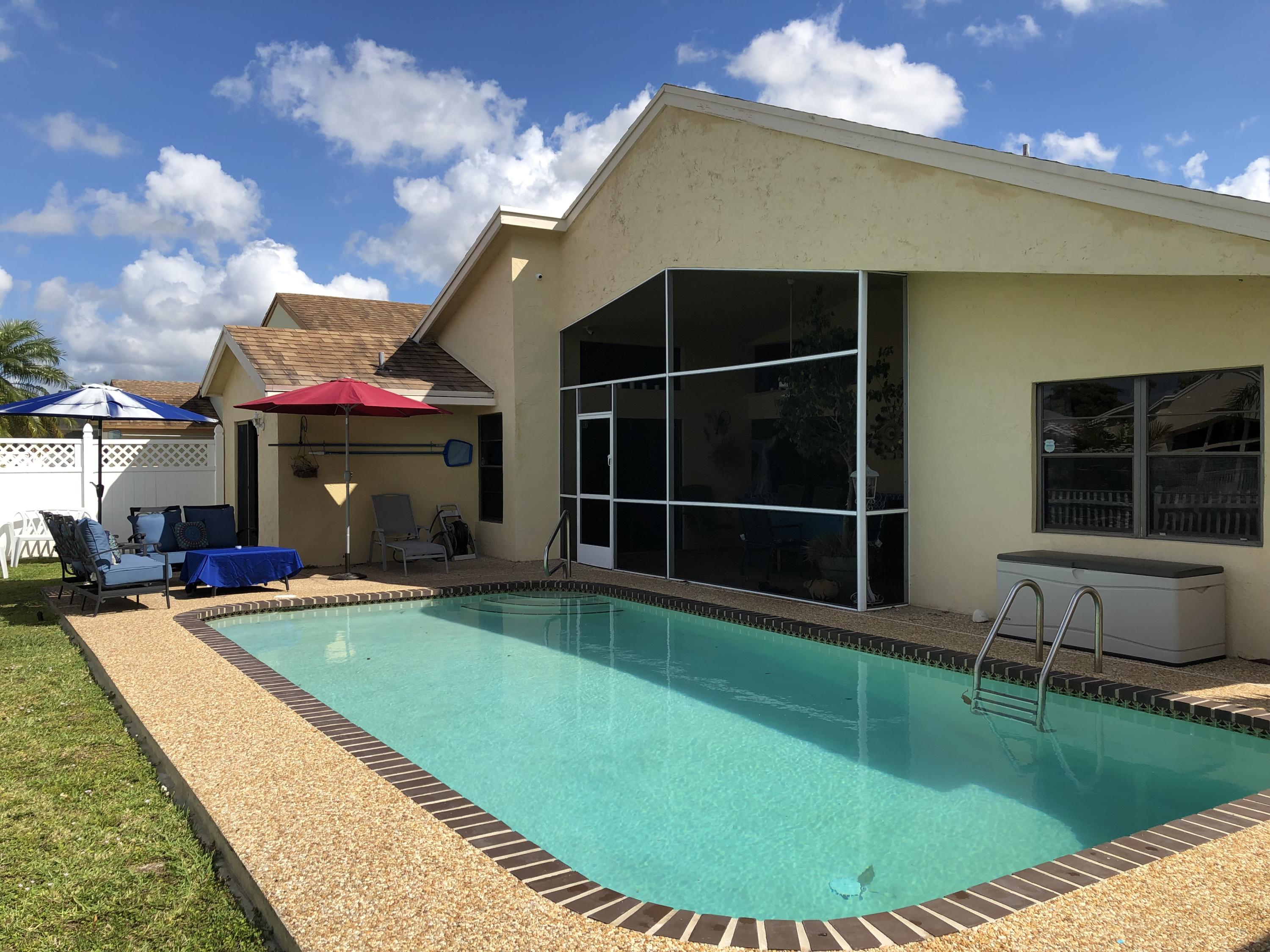 21021 Woodspring Avenue Boca Raton, FL 33428 - Photo 5 of 27 IMG_4678 2