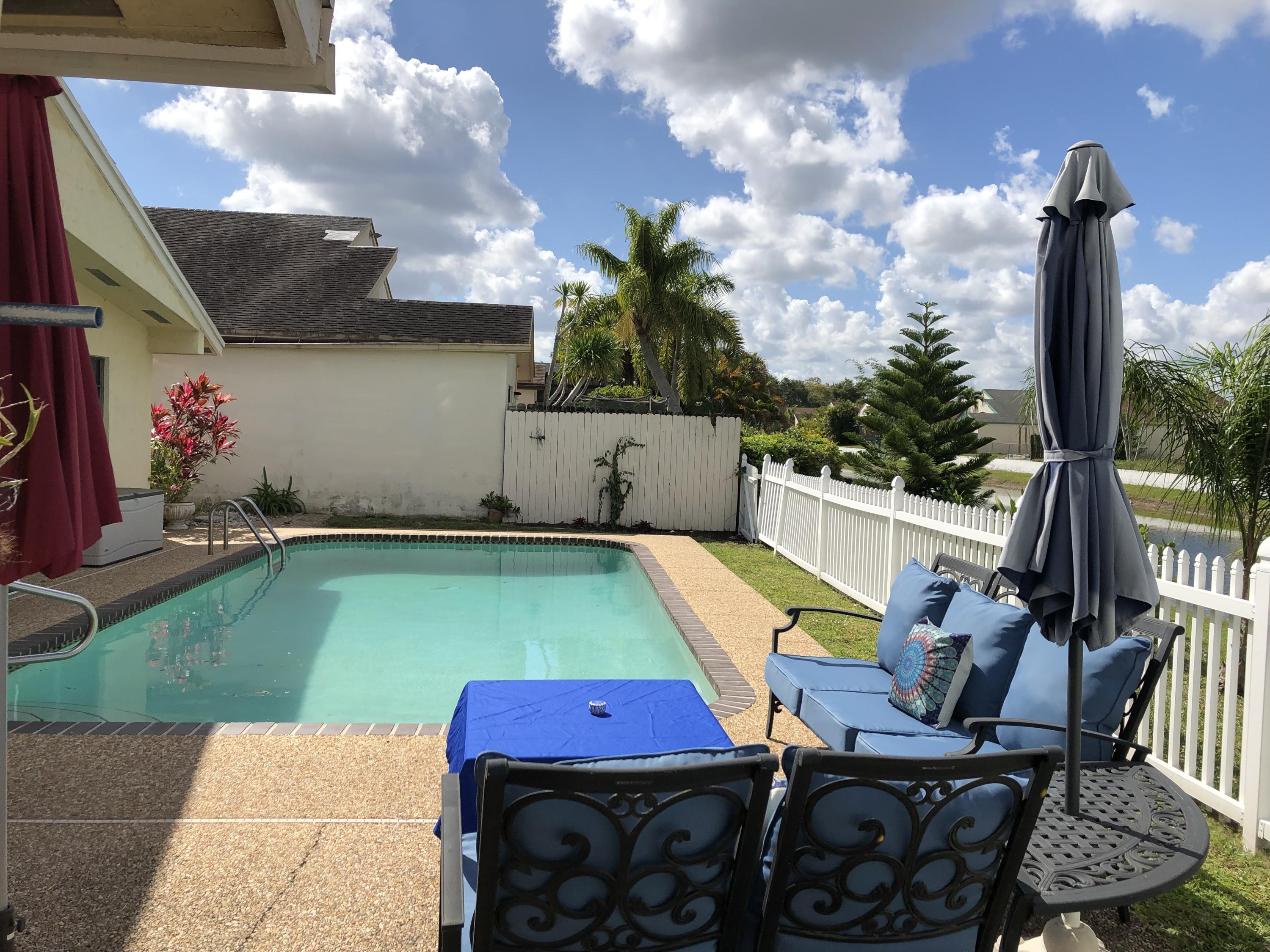 21021 Woodspring Avenue Boca Raton, FL 33428 - Photo 7 of 27 IMG_4676 2