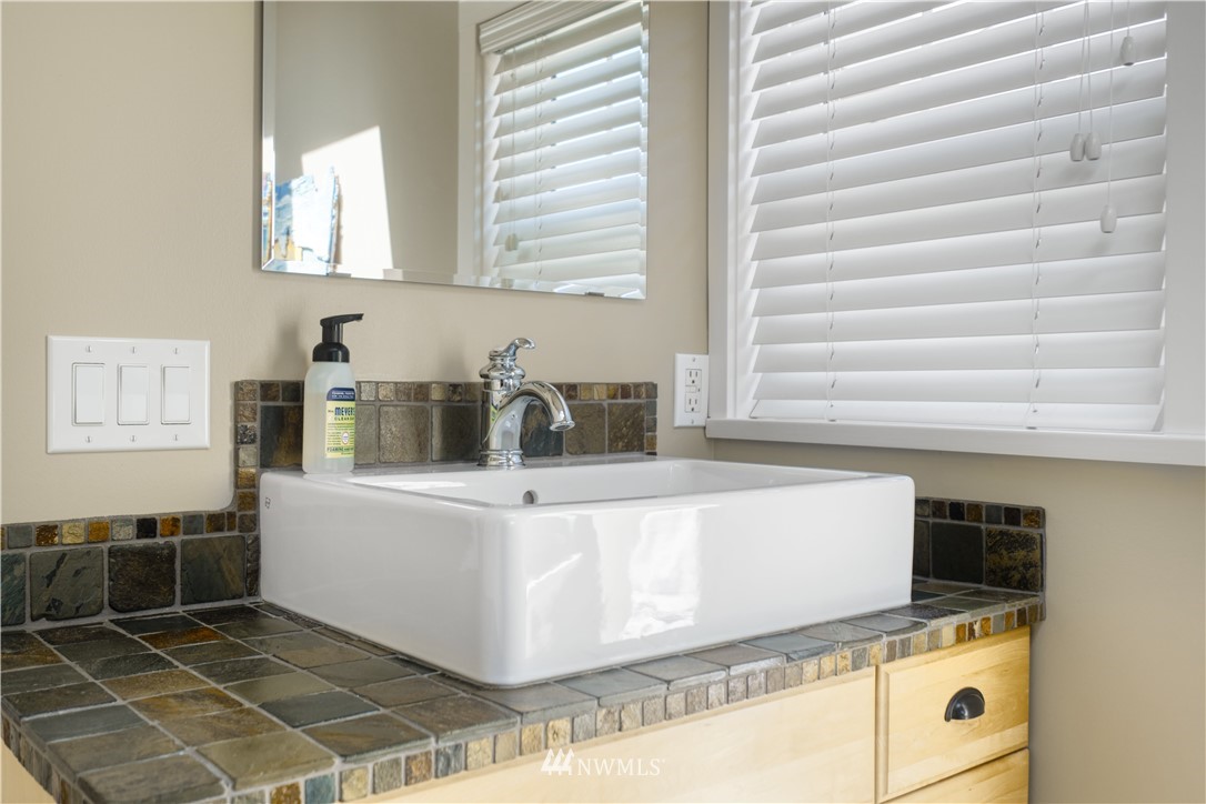 674 Bells Grove Point Roberts, WA 98281 - Photo 16 of 38 Gallery Image 16
