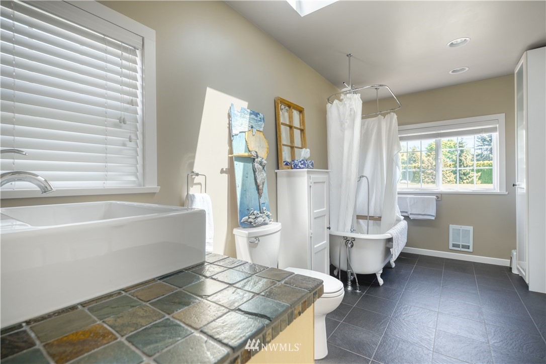 674 Bells Grove Point Roberts, WA 98281 - Photo 17 of 38 Gallery Image 17