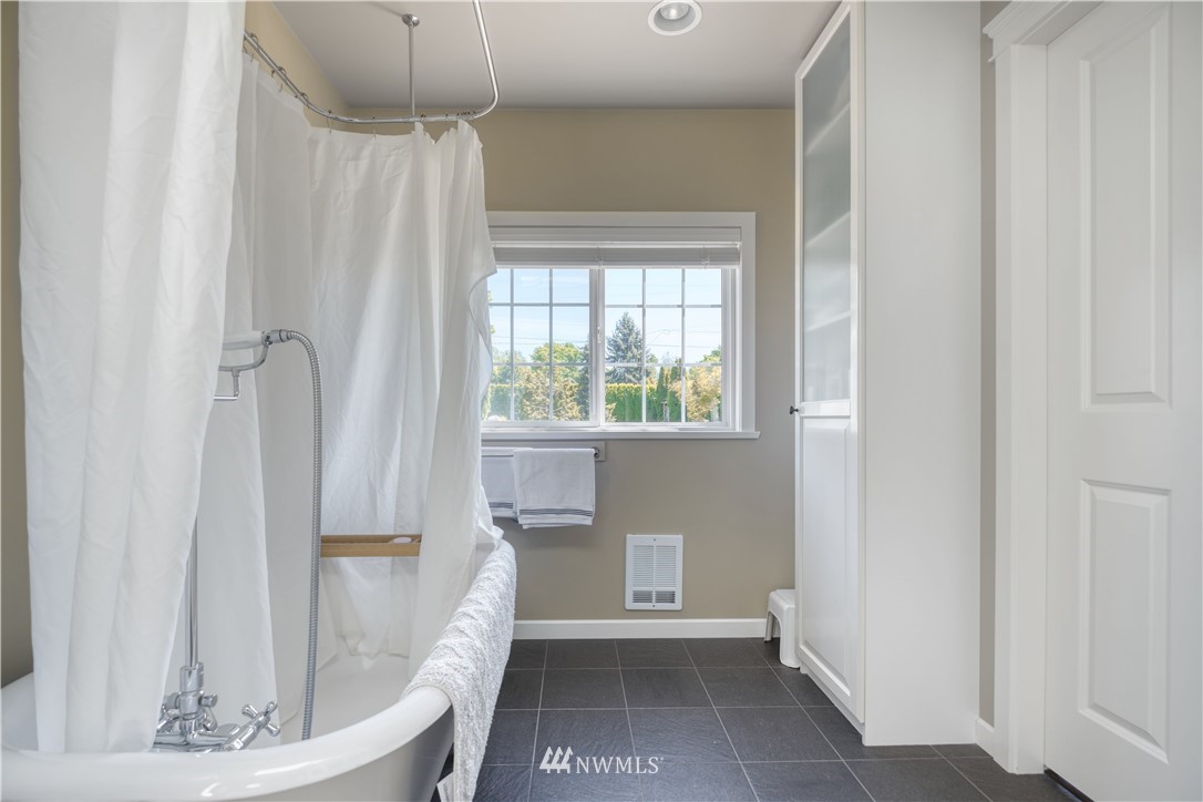674 Bells Grove Point Roberts, WA 98281 - Photo 18 of 38 Gallery Image 18
