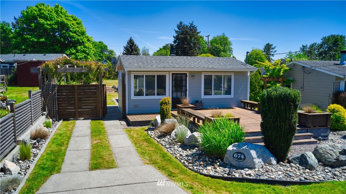 674 Bells Grove Point Roberts, WA 98281 - Photo 3 of 38 Gallery Image 3