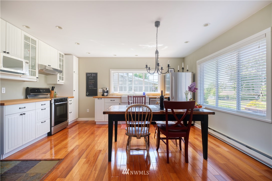 674 Bells Grove Point Roberts, WA 98281 - Photo 6 of 38 Gallery Image 6