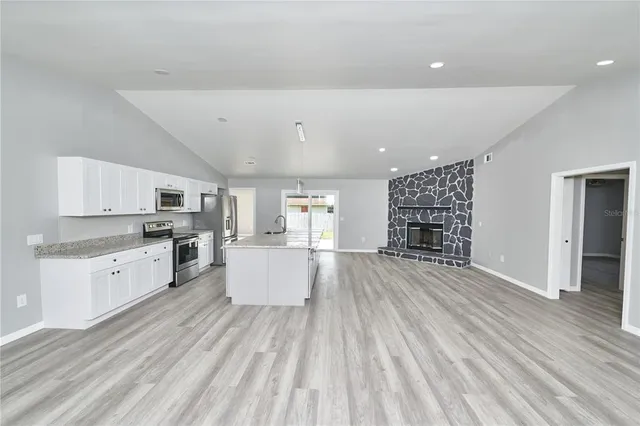 $2,100 | 211 Marion Oaks Lane, Ocala, FL 34473