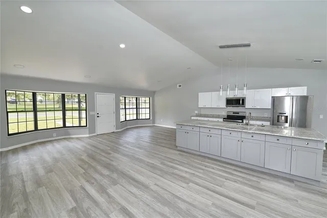 $2,100 | 211 Marion Oaks Lane, Ocala, FL 34473