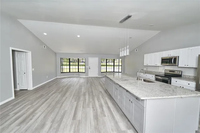 $2,100 | 211 Marion Oaks Lane, Ocala, FL 34473