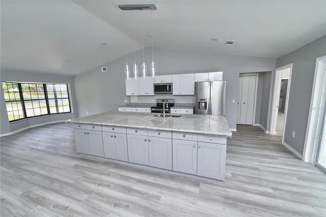 $2,100 | 211 Marion Oaks Lane, Ocala, FL 34473