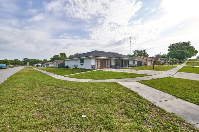 $2,100 | 211 Marion Oaks Lane, Ocala, FL 34473
